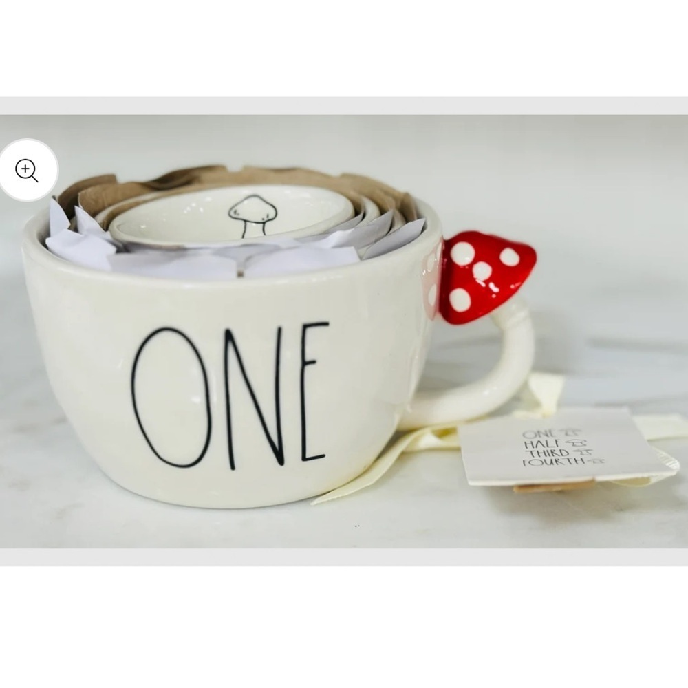 NEW Rae Dunn MUSHROOM Themed Measuring Cup Set/4
